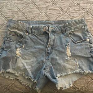 Hudi Jean Shorts Size XL
